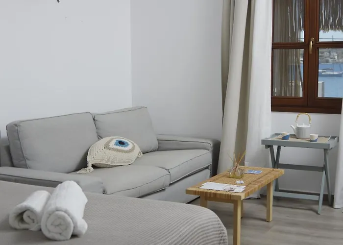 Syros Wellness Luxury Suites